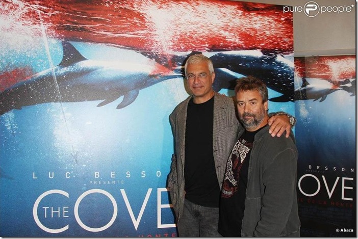 Louie Psihoyos et Luc Besson à l'avant-première de The Cove (La baie de la honte), le 21 septembre 2009. Source : www.purepeople.com. Photo : Abaca