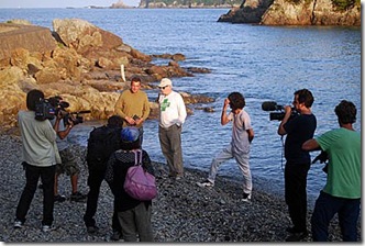Source - Save Japan Dolphins - Ric O'Barry parlant aux medias