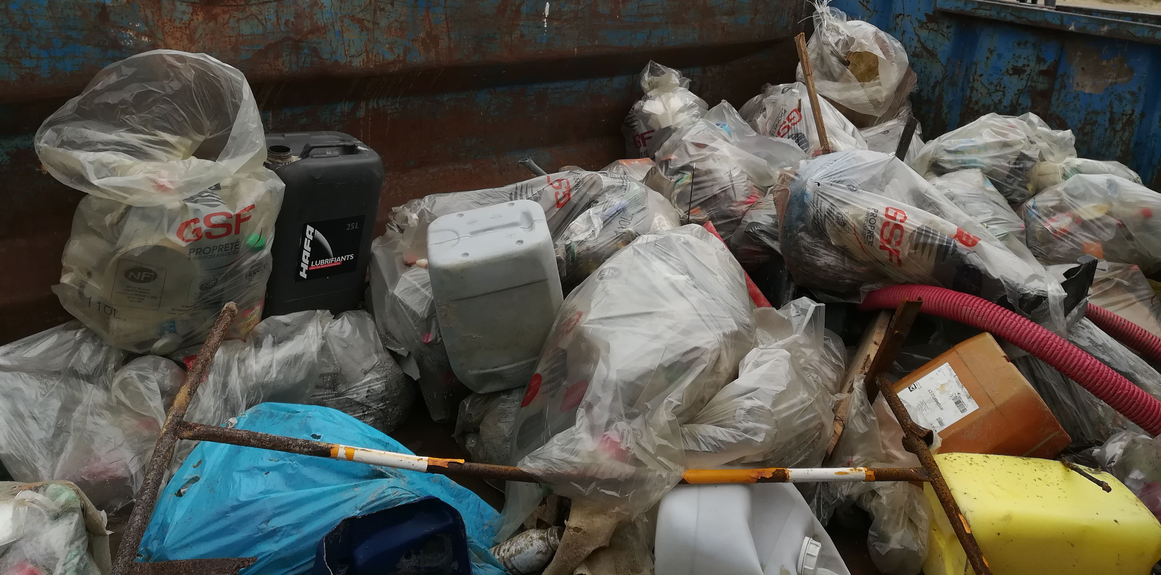 Une partie des déchets collectés